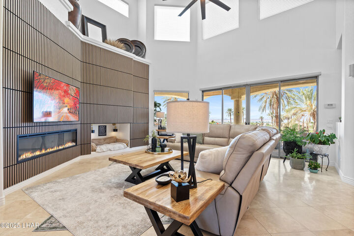 Property Photo:  2405 Wood Ln  AZ 86406 