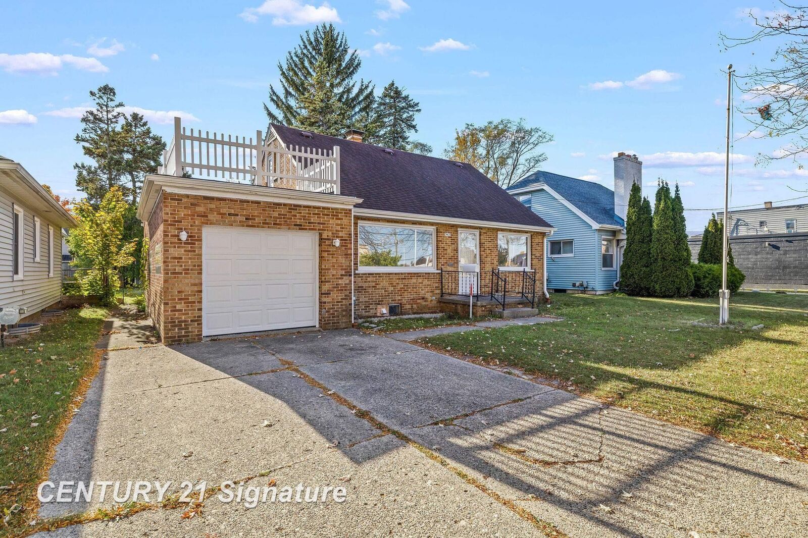 Property Photo: 3433 Court Street MI 48602