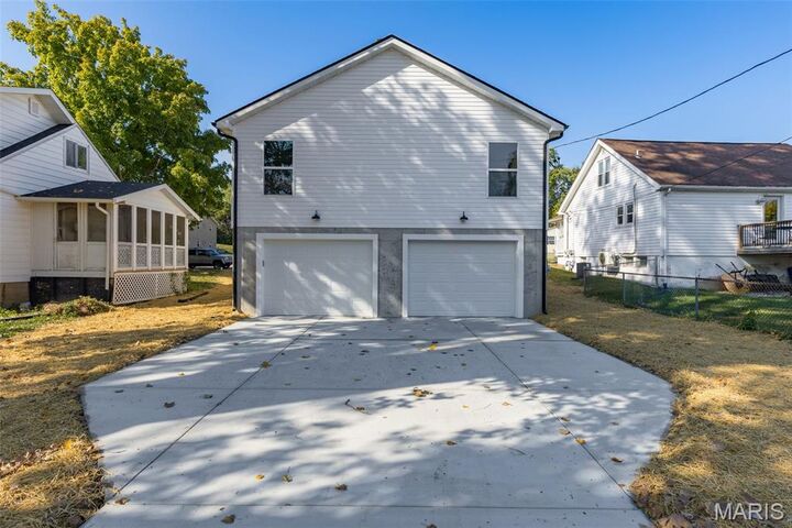 Property Photo: 836 Vine Street MO 63028