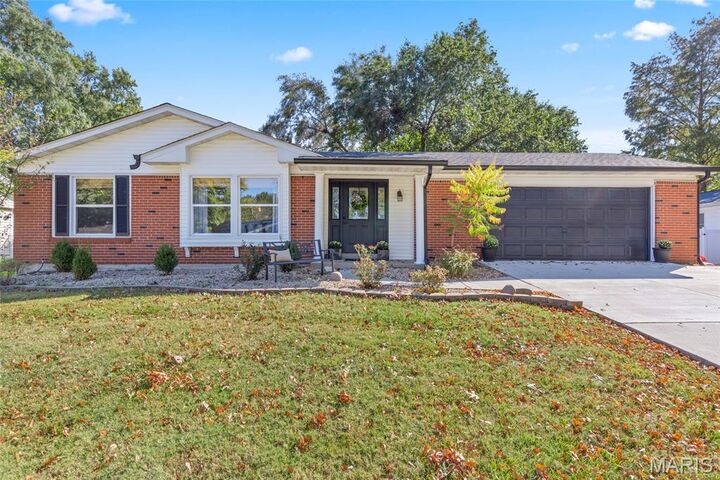 25 Lakemont Drive  St Charles MO 63304 photo