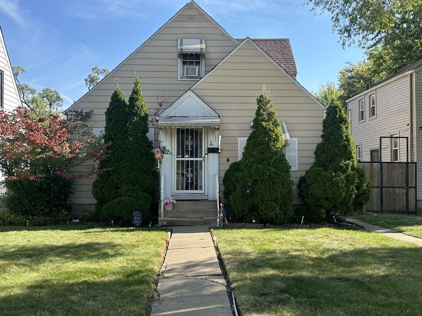 Property Photo: 15025 Loomis Avenue IL 60426