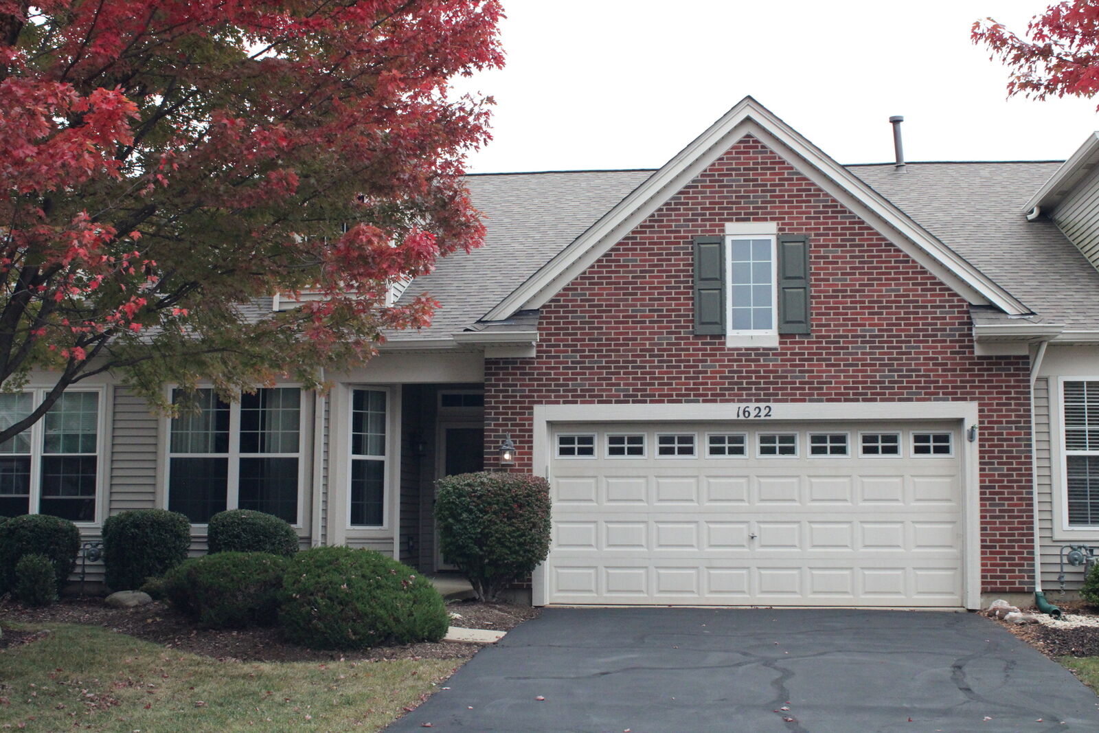 Property Photo: 1622 Captiva Drive IL 60504