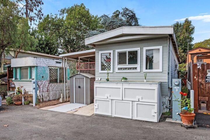 Property Photo: 523 N Vulcan 3 CA 92024
