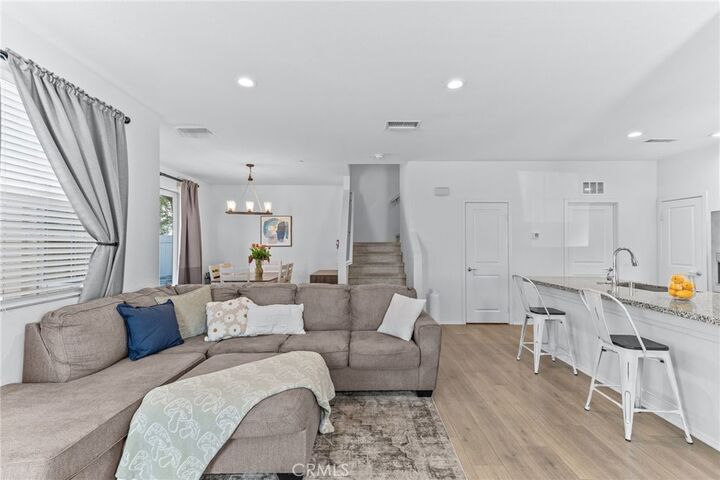 Property Photo:  2350 S Via Esplanade 31  CA 91762 