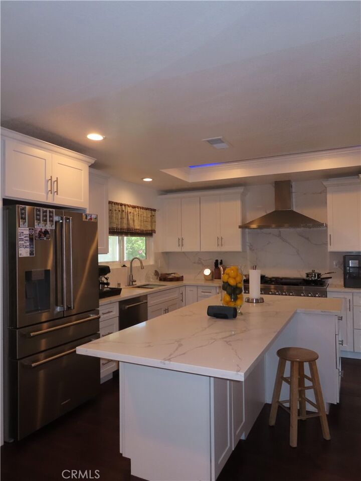 Property Photo:  1571 E Palm  CA 91724 