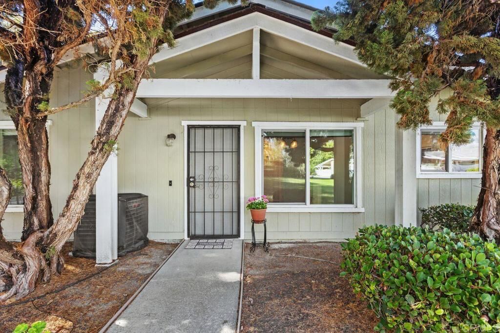 Property Photo: 4369 Dowitcher Way CA 92057