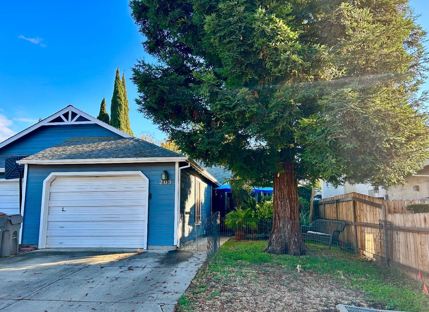 Property Photo: 205 Muir Street CA 95695