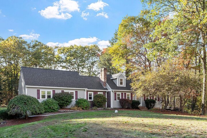 Property Photo: 24 Alyssa Drive NH 03038