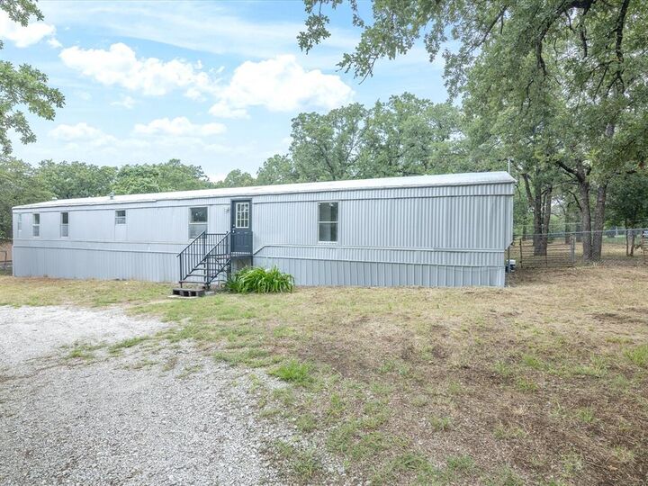 Property Photo:  146 Deerwood Lane  TX 76082