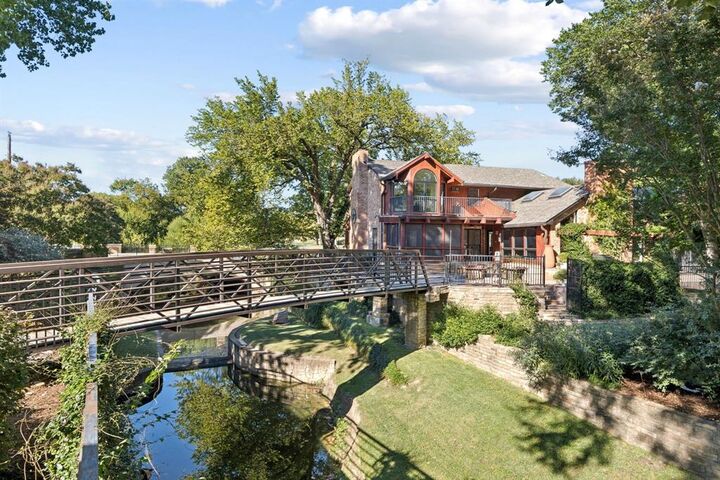 Property Photo: 1309 Dumont Drive TX 75080