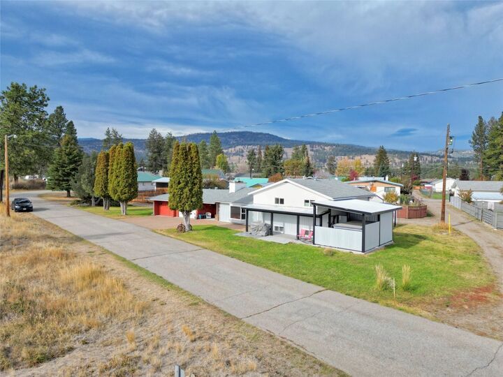 437 Parsons Avenue  Princeton BC V0X 1W0 photo