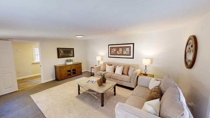 Property Photo:  48 Pond St  NH 03079 