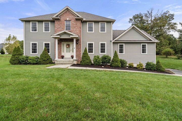 4 Lauren Ln  Southwick MA 01077 photo