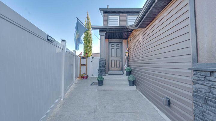 Photo de la propriété: 148 Covepark Close NE AB T3K 5R5