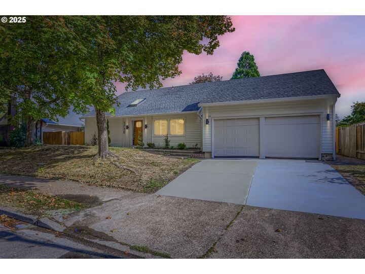Property Photo: 1730 SW 203rd Ave OR 97003