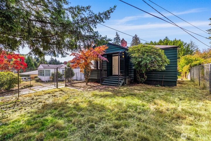 Property Photo: 10713 15th Ave NE WA 98125