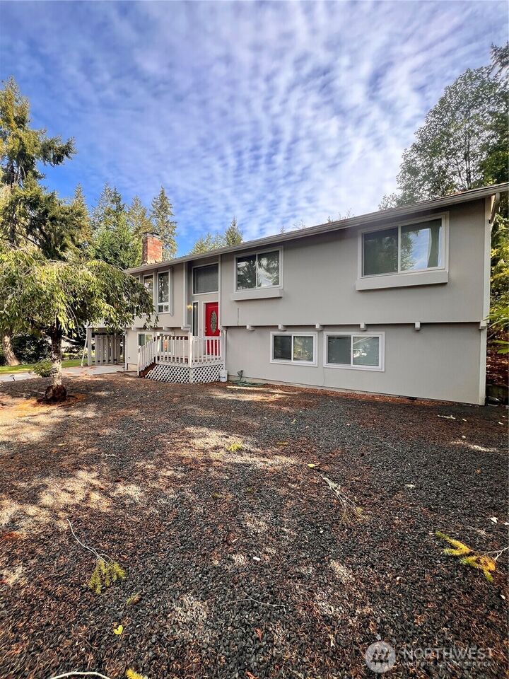 Property Photo: 251 E Lakeshore Drive WA 98524