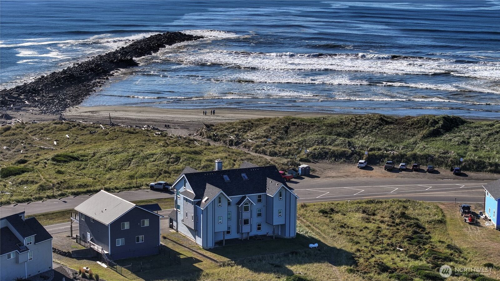 Property Photo: 1599 E Ocean Shores Boulevard 3 WA 98569