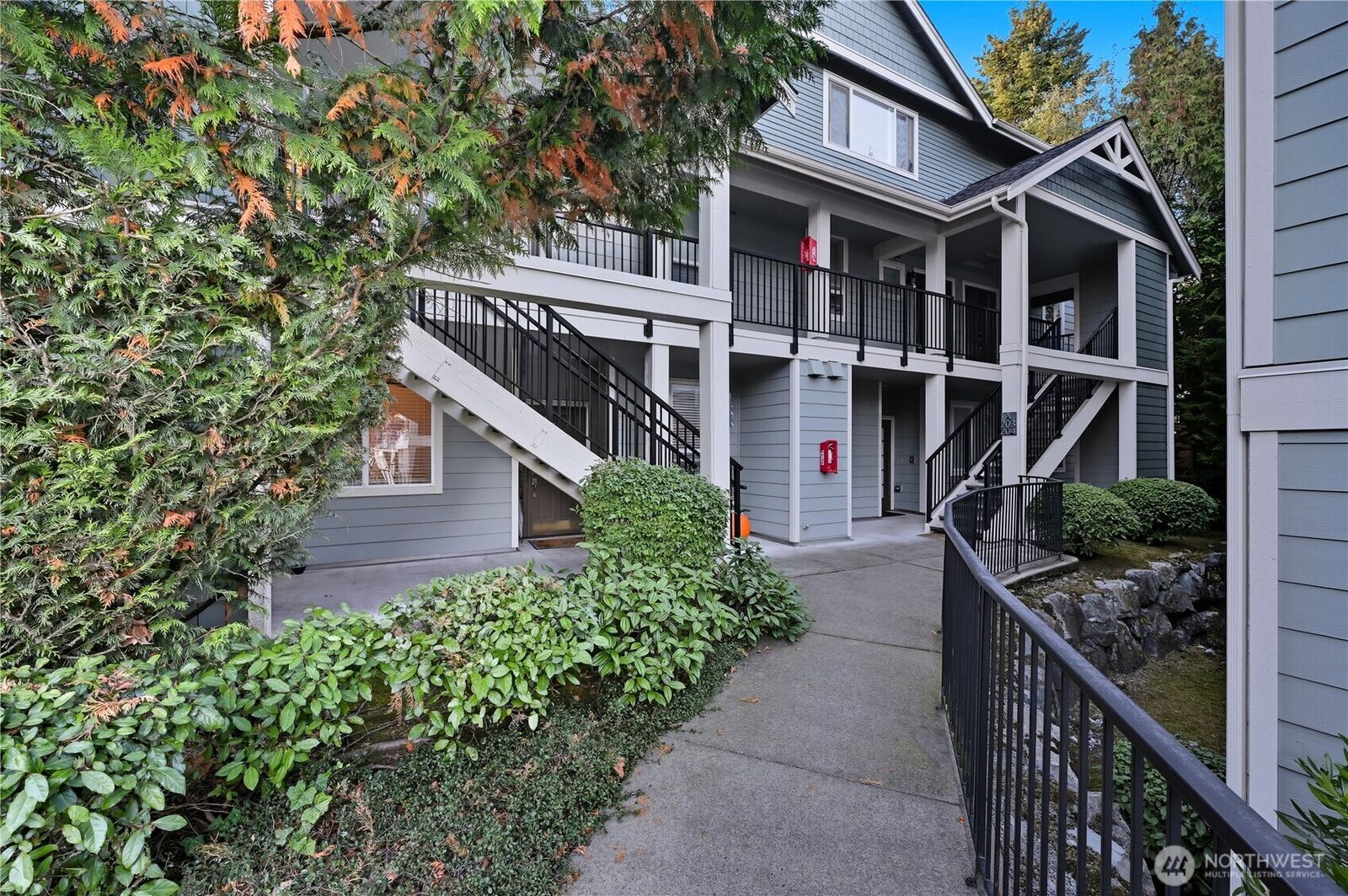 Property Photo:  19010  68th Avenue NE A201  WA 98028 