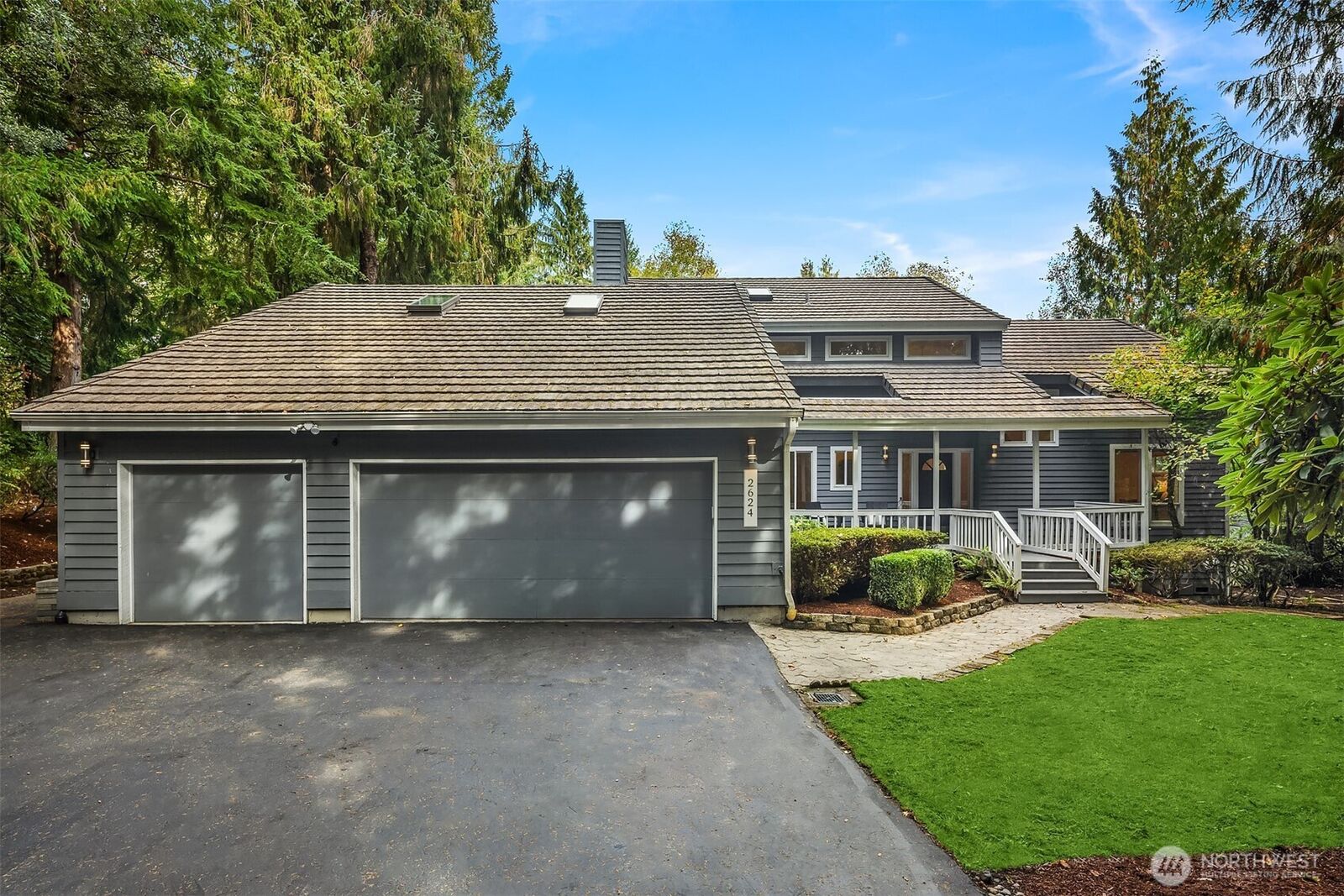 Property Photo: 2624 262nd Place SE WA 98075