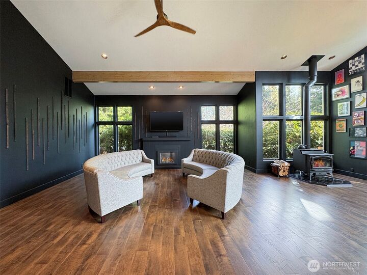 Property Photo: 213 Sunset Place WA 98382