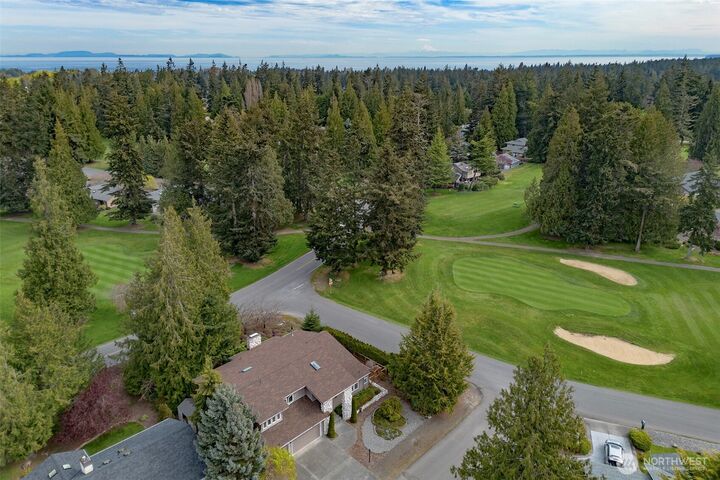 Property Photo:  213  Sunset Place  WA 98382 