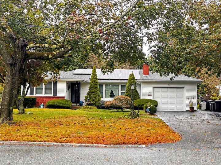 Property Photo:  91 Ridgeway Road  RI 02920