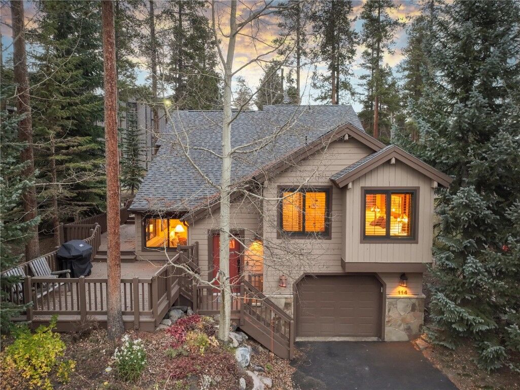 Property Photo:  114 Park Forest Drive  CO 80424
