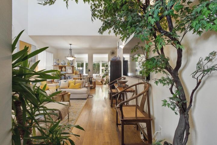 Property Photo:  2009 Gossamer Avenue  CA 94065