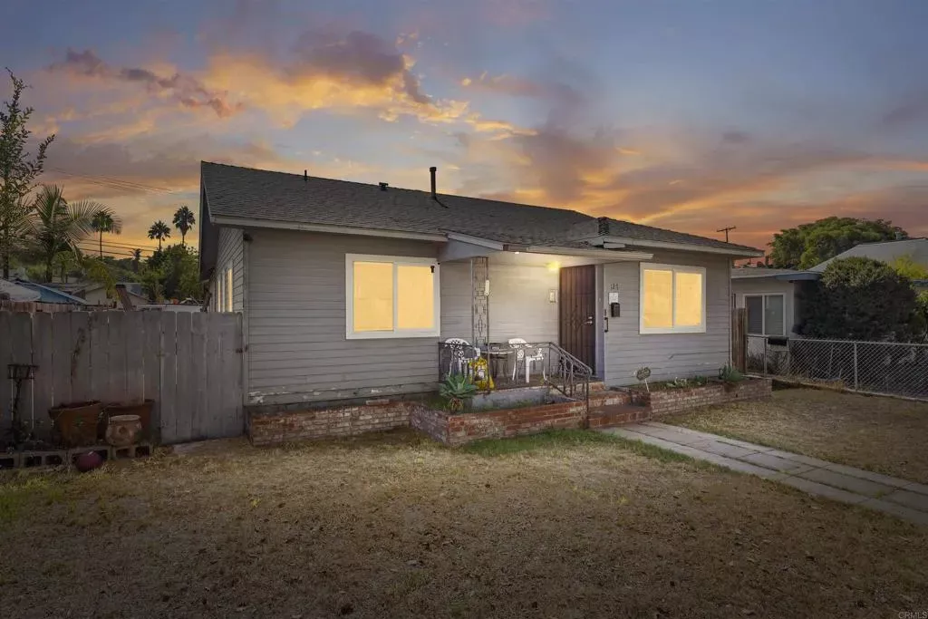 Property Photo: 127 W 5th Avenue CA 92025