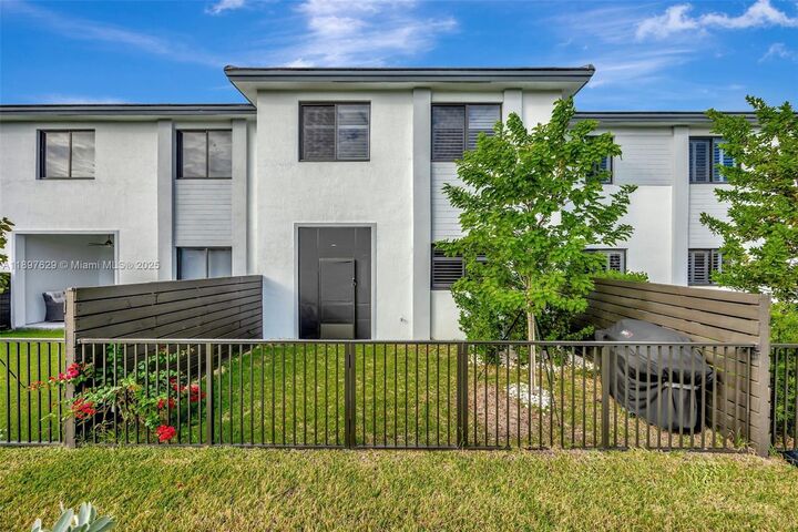 Property Photo: 8282 SW 120 Ter FL 33156