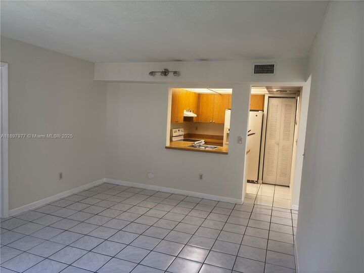 Property Photo: 14909 SW 104th St 18-11 FL 33196