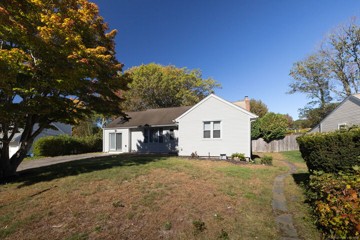 Property Photo:  245 Mark Street  CT 06010