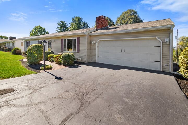 Property Photo: 500 Forest Lane OH 45601