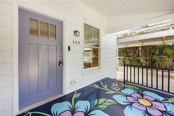 Property Photo:  143 Barrow St  GA 30601 