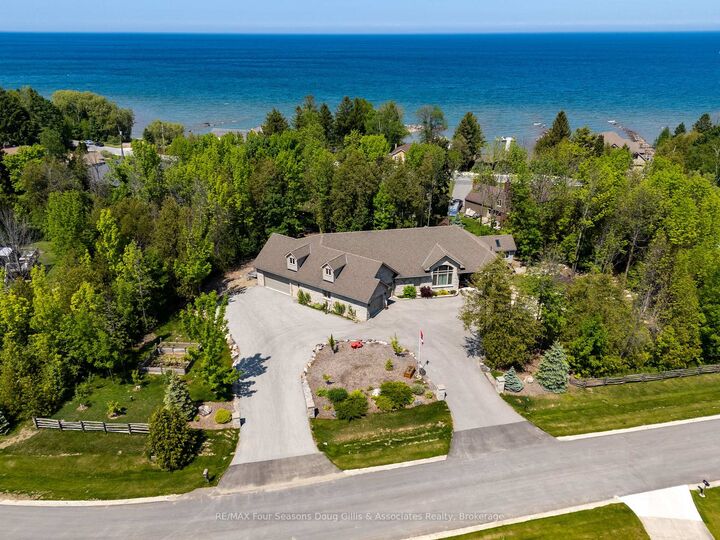 Property Photo: 135 Algonquin Drive ON N4L 0A7