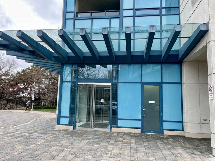 Property Photo:  181 Wynford Drive 1905  ON M3C 0C6