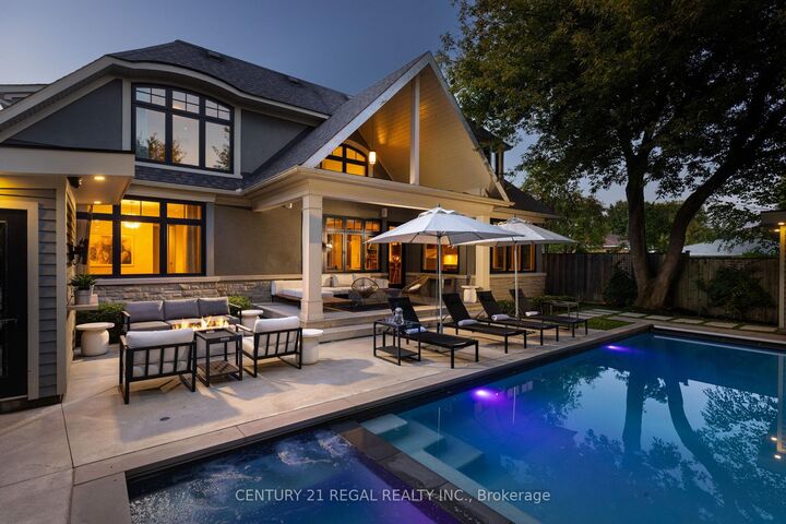 Property Photo:  2442 Meadowood Crescent  ON L6L 1V6