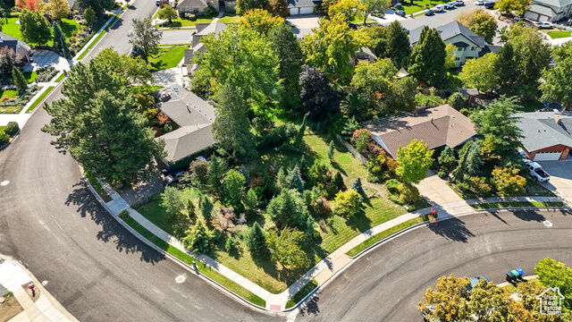 Property Photo: 1657 E Cherry Ln UT 84037