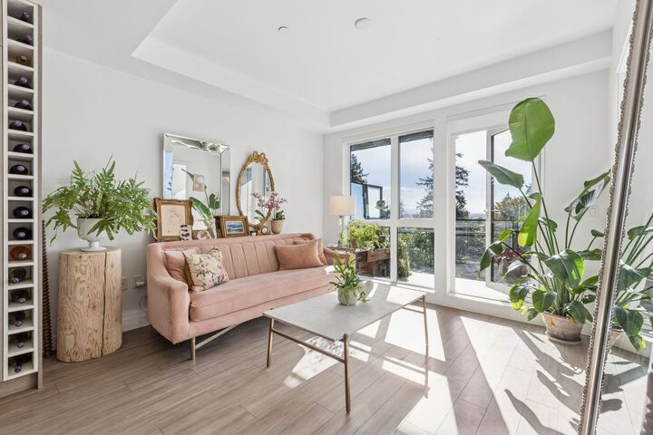 707 E 3rd Street 307  North Vancouver BC V7L 1G8 photo