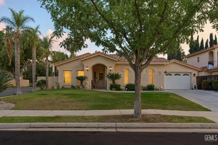 11522 Vauxhall Bridge Drive  Bakersfield CA 93311 photo