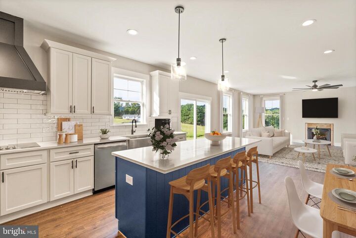 Property Photo:  4825 Stonefield Lane  VA 20187 