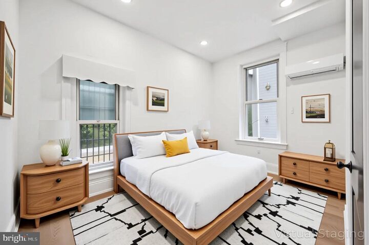 Property Photo:  1637 W Girard Avenue 2  PA 19130 