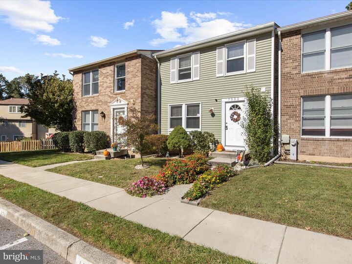 Property Photo: 7532 Wharfinger Court MD 21061