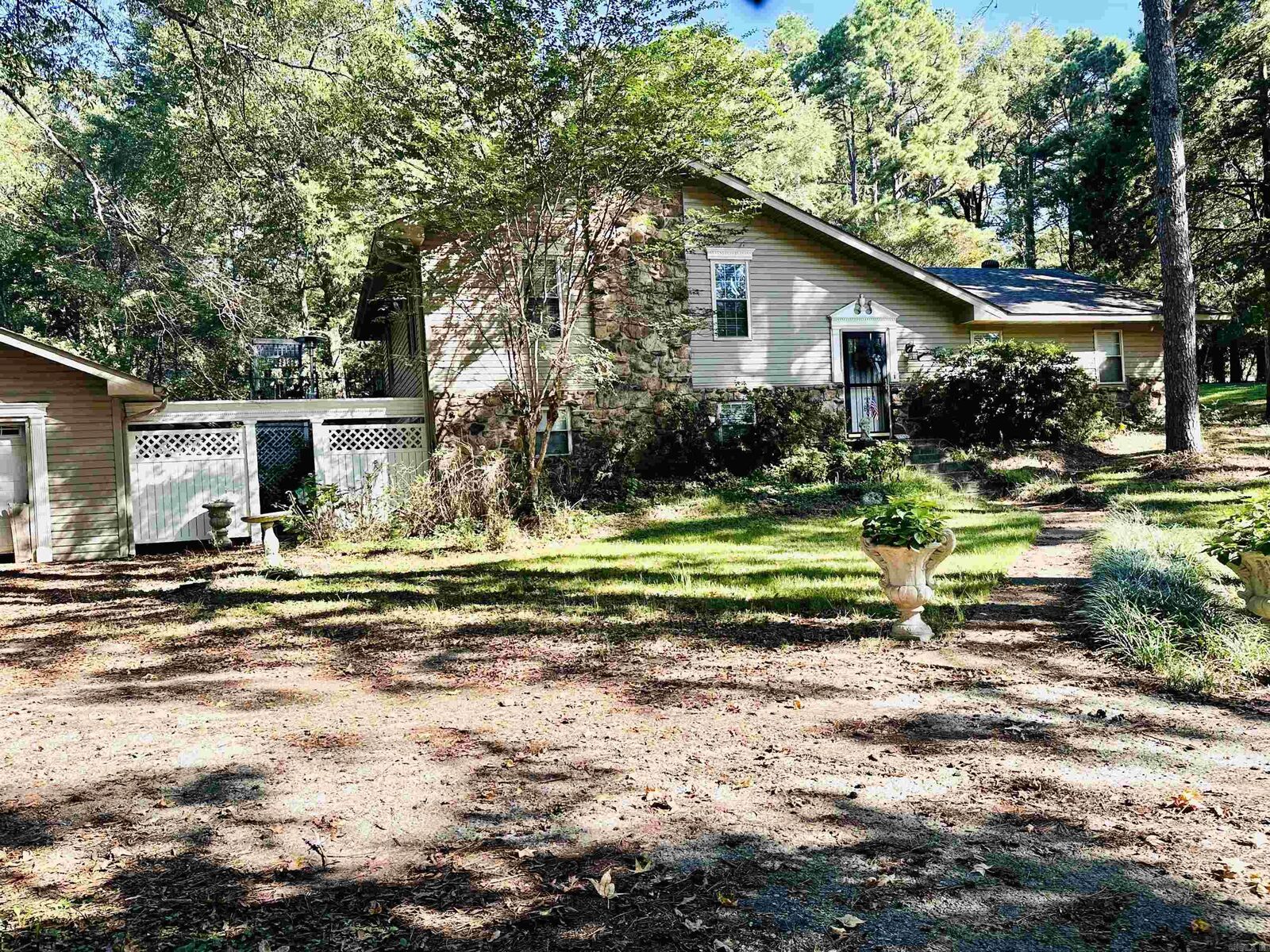 Property Photo:  1304 Country Manor Lane  AR 72404 