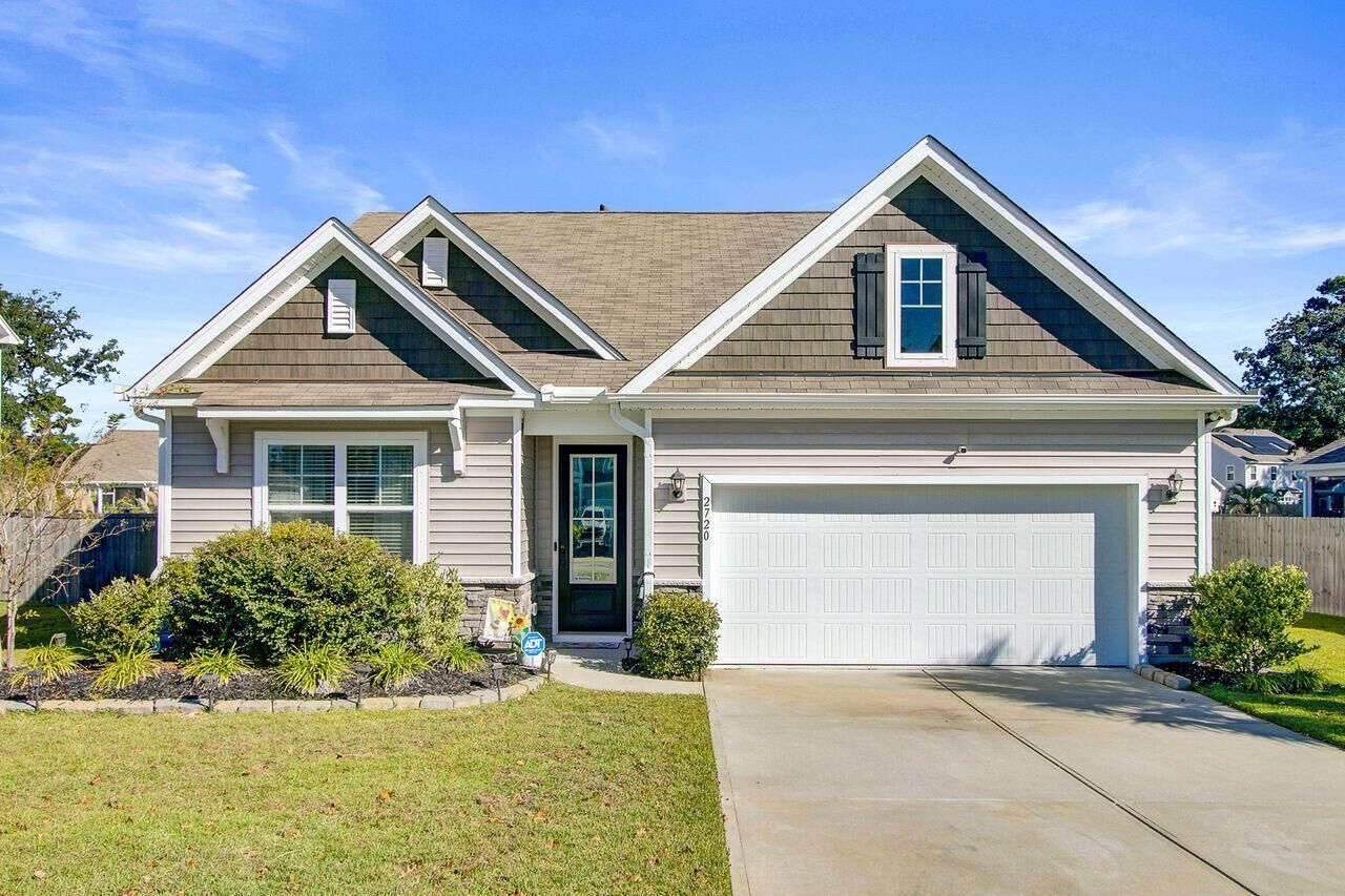 Property Photo:  2720 Harmony Lake Drive  SC 29455