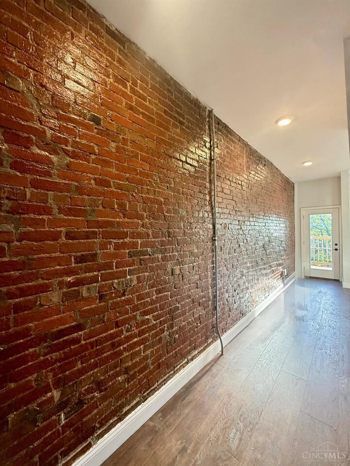 Property Photo:  39 E Clifton Avenue  OH 45202