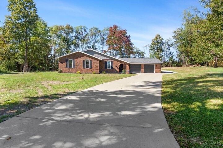 Property Photo: 10085 Pottinger Road OH 45251