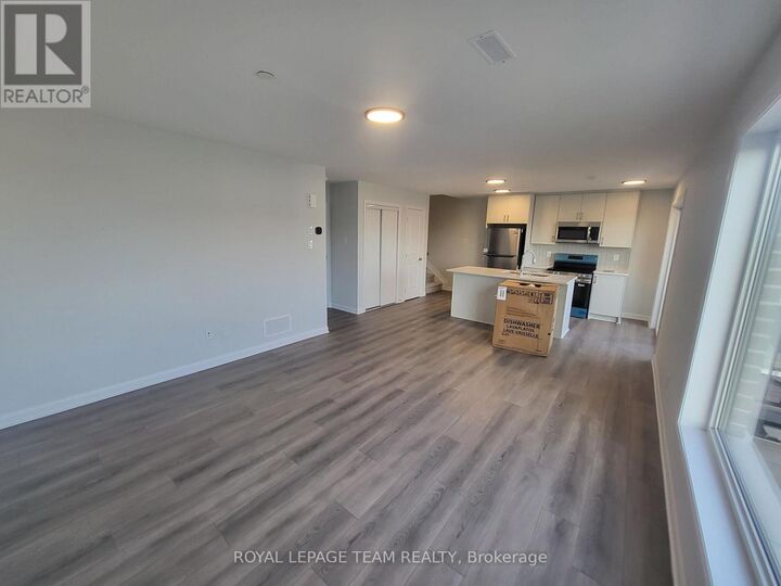 Photo de la propriété: 801 Glenroy Gilbert Drive 22 ON K2J 5R6