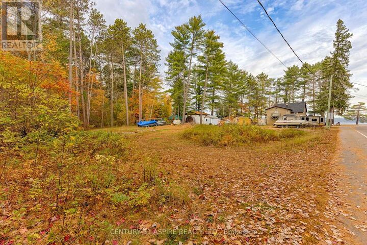 58 East Street  Petawawa ON K8H 2N9 photo
